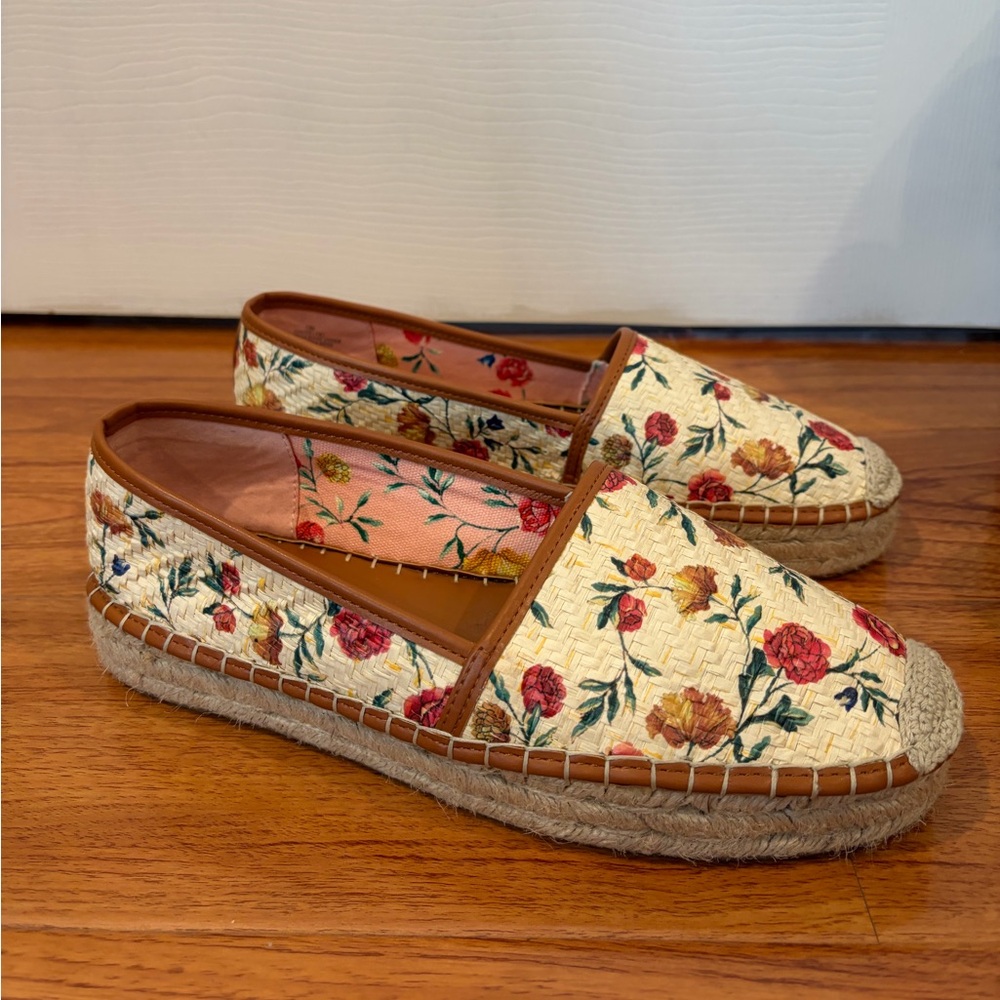 Guess Floral Espadrille Flats Women’s Sz 10